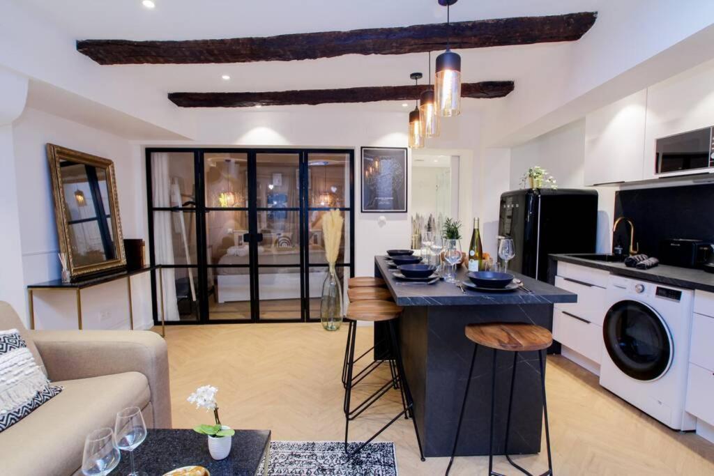 Le Joyau Alsacien - Centre Historique Apartment Selestat Luaran gambar
